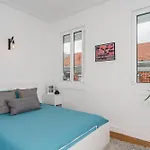 Downtown Heart Apartment